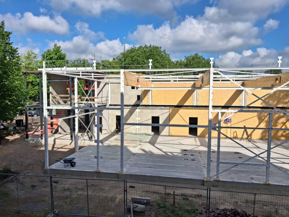 Gymzaal van nieuwbouw het Turfhuys in aanbouw